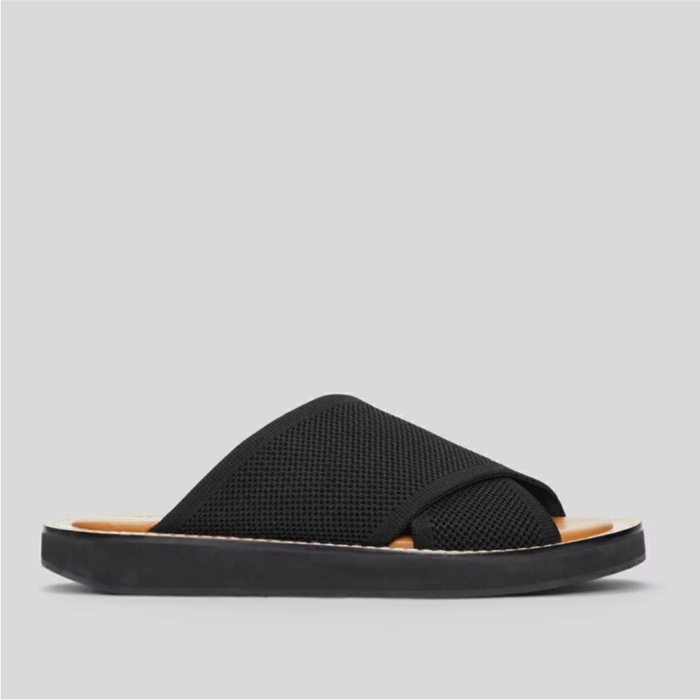 Everlane Black and Tan Sandals - Picture 7 of 8